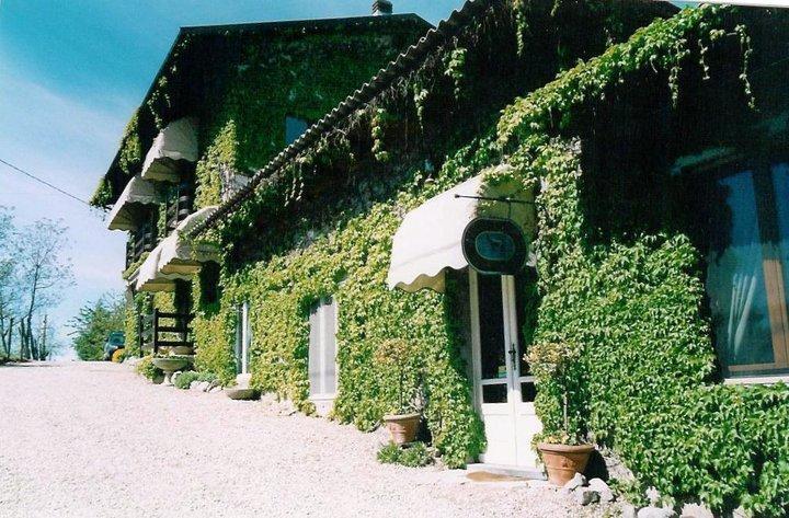 Premiata Osteria Dei Fiori Bed and Breakfast Cortiglione Kamer foto